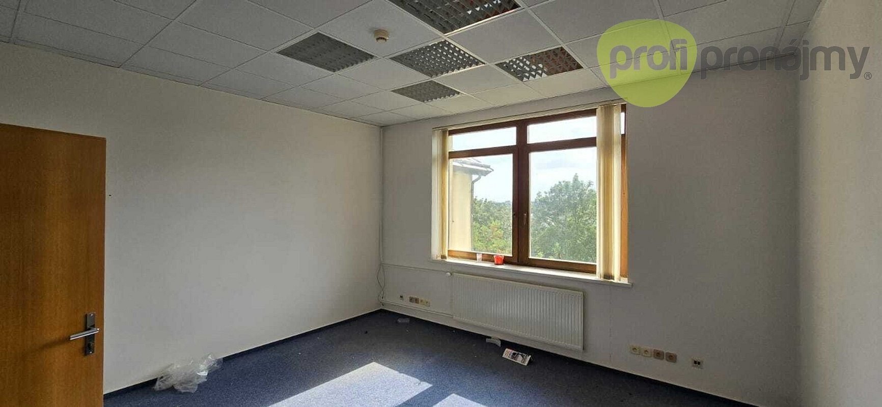 Pronájem kanceláře 21 m² – fotografie 3