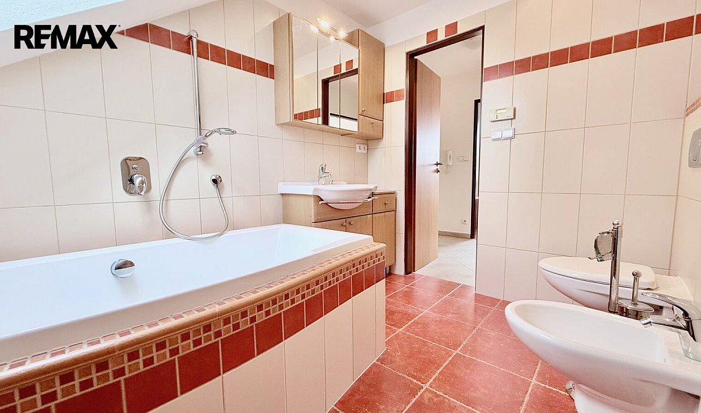 Prodej domu 125 m² s pozemkem 261 m², Suchohrdly – náhled fotky 14