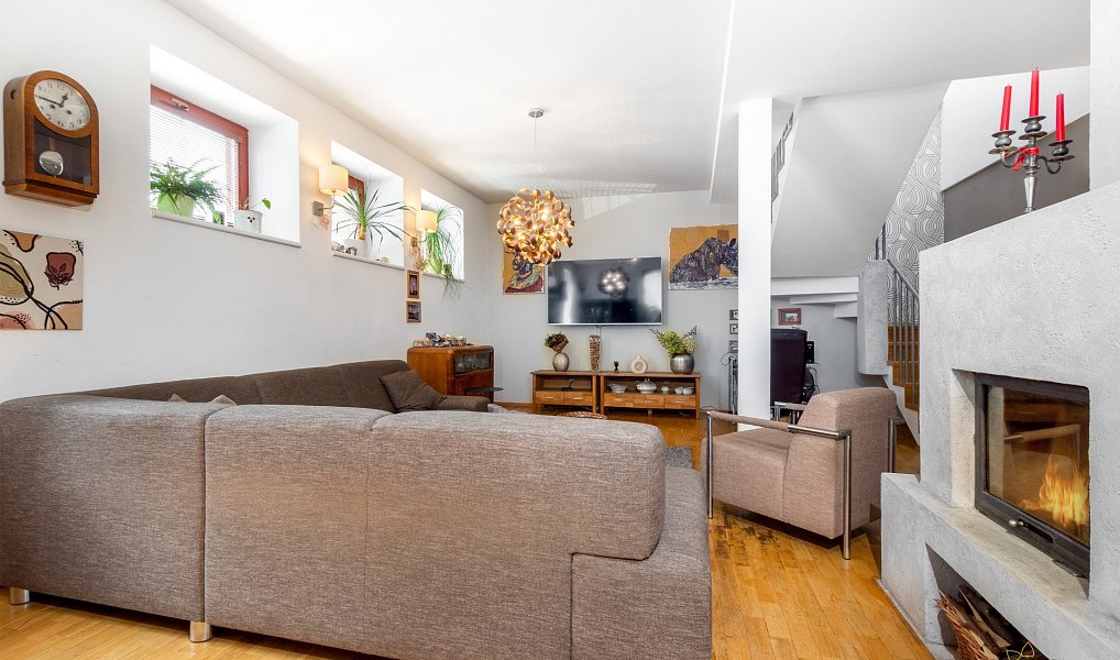 Prodej domu 200 m² s pozemkem 627 m², Pardubice – náhled fotky 11