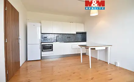Pronájem bytu 1+1 46 m², Lonkova, Pardubice - Polabiny