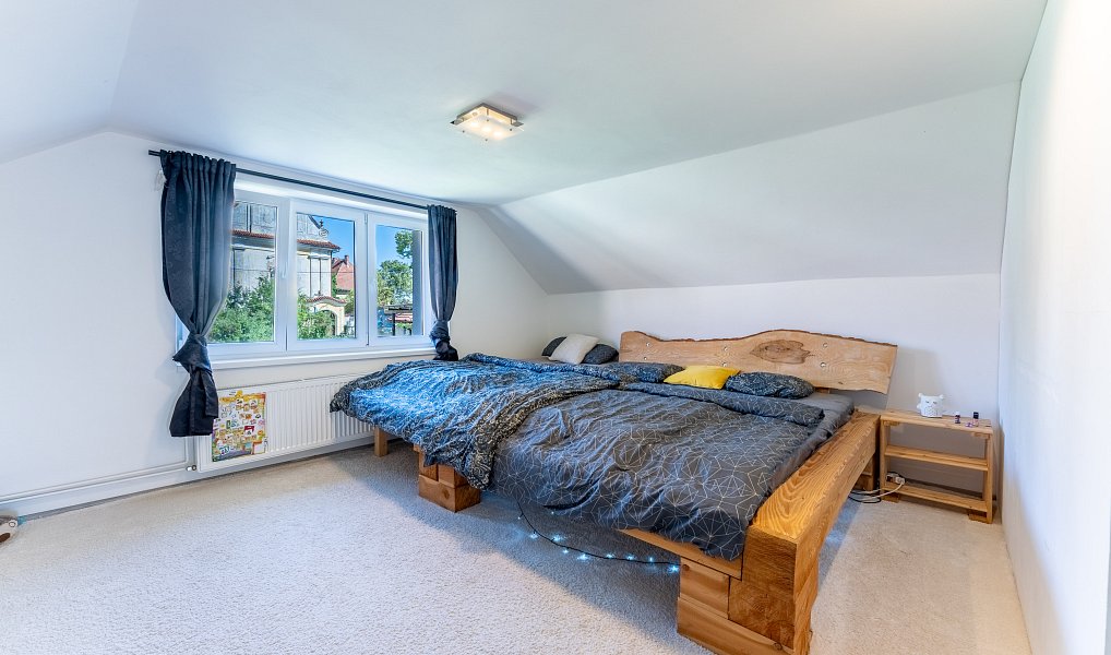 Prodej domu 162 m² s pozemkem 735 m², Horní Kruty – náhled fotky 14