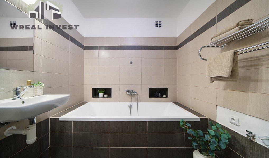 Pronájem domu 114 m² s pozemkem 453 m², Vlasatice – náhled fotky 22