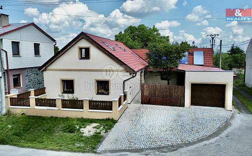 Prodej domu 153 m² s pozemkem 329 m², Grunta, okres Kolín