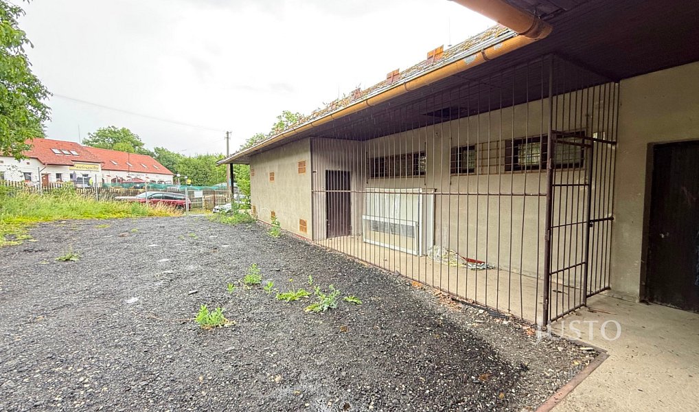 Pronájem skladovacích prostor 280 m², Krupka – náhled fotky 2