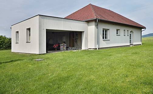 Prodej domu 247 m² s pozemkem 1 500 m², Dlažkovice, okres Litoměřice