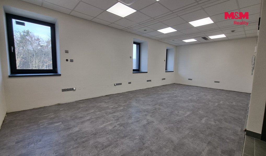 Pronájem kanceláře 18 m², Český Těšín – náhled fotky 4