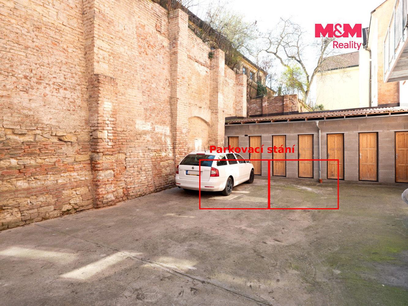 Prodej obchodních prostor 144 m² – fotografie 3