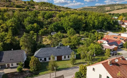 Prodej domu 200 m² s pozemkem 3 500 m², Kurdějov, okres Břeclav
