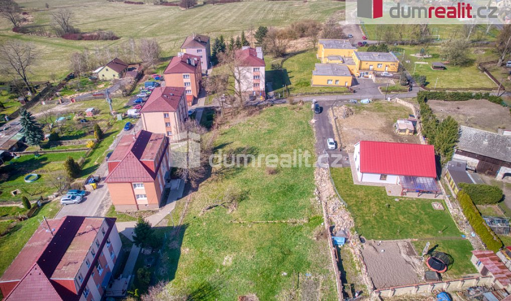 Prodej stavebního pozemku 700 m², Velké Chvojno – náhled fotky 3