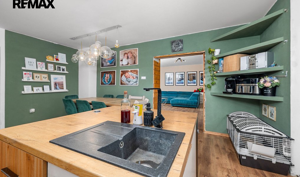 Prodej domu 226 m² s pozemkem 1 531 m², Cehnice – náhled fotky 3
