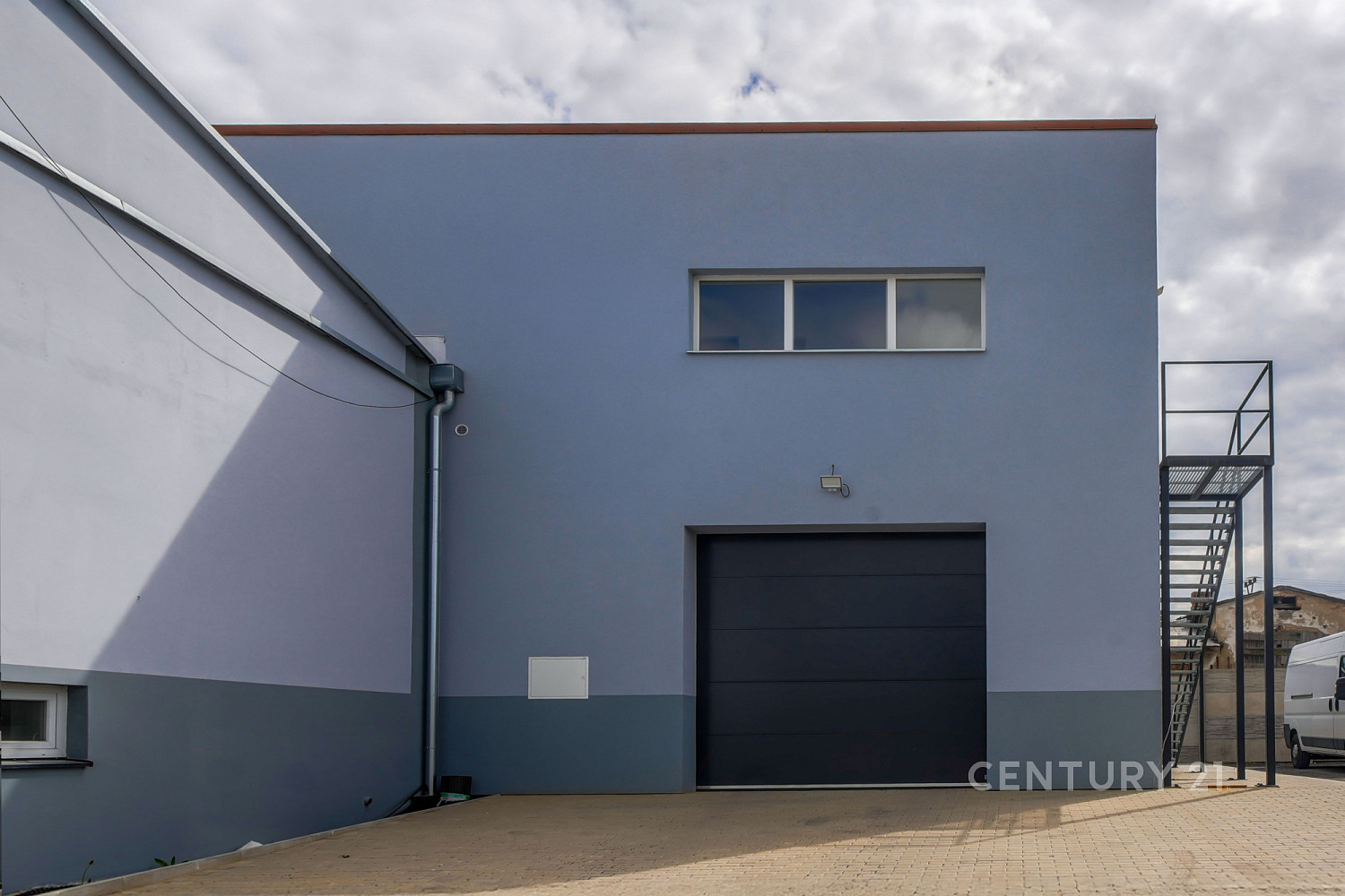 Prodej skladovacích prostor 470 m² – fotografie 3