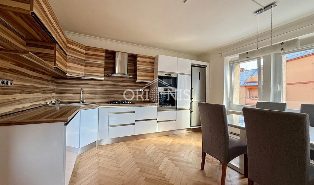 Pronájem bytu 3+1, 82 m², Chomutov