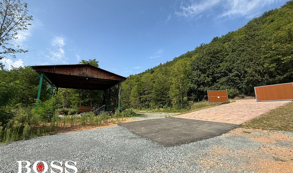 Prodej komerčního pozemku 15 862 m², Slabce – náhled fotky 3