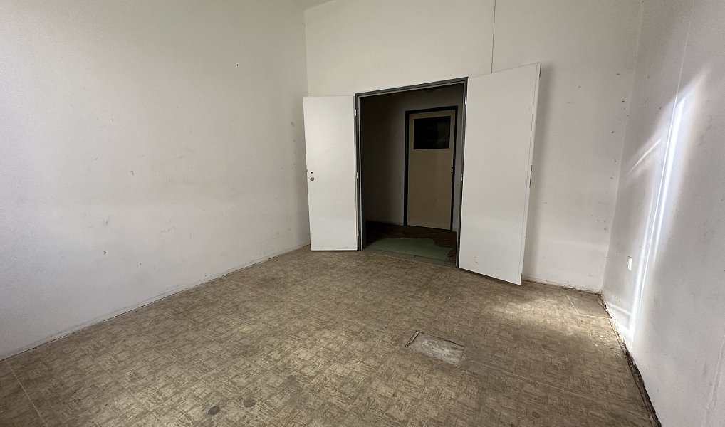 Pronájem kanceláře 200 m², Beroun – náhled fotky 10