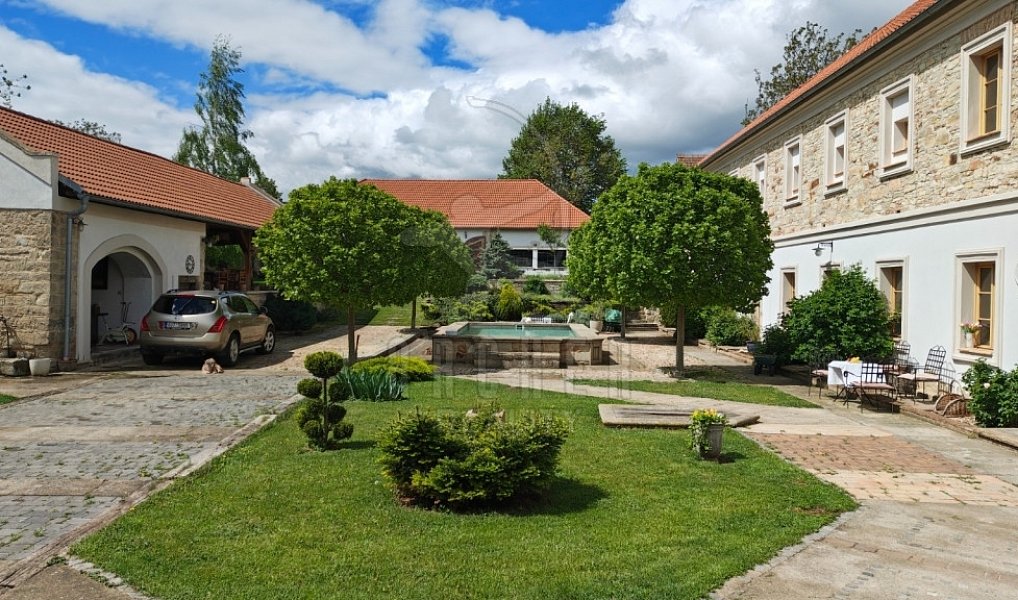Prodej, Komerční, 340 m²