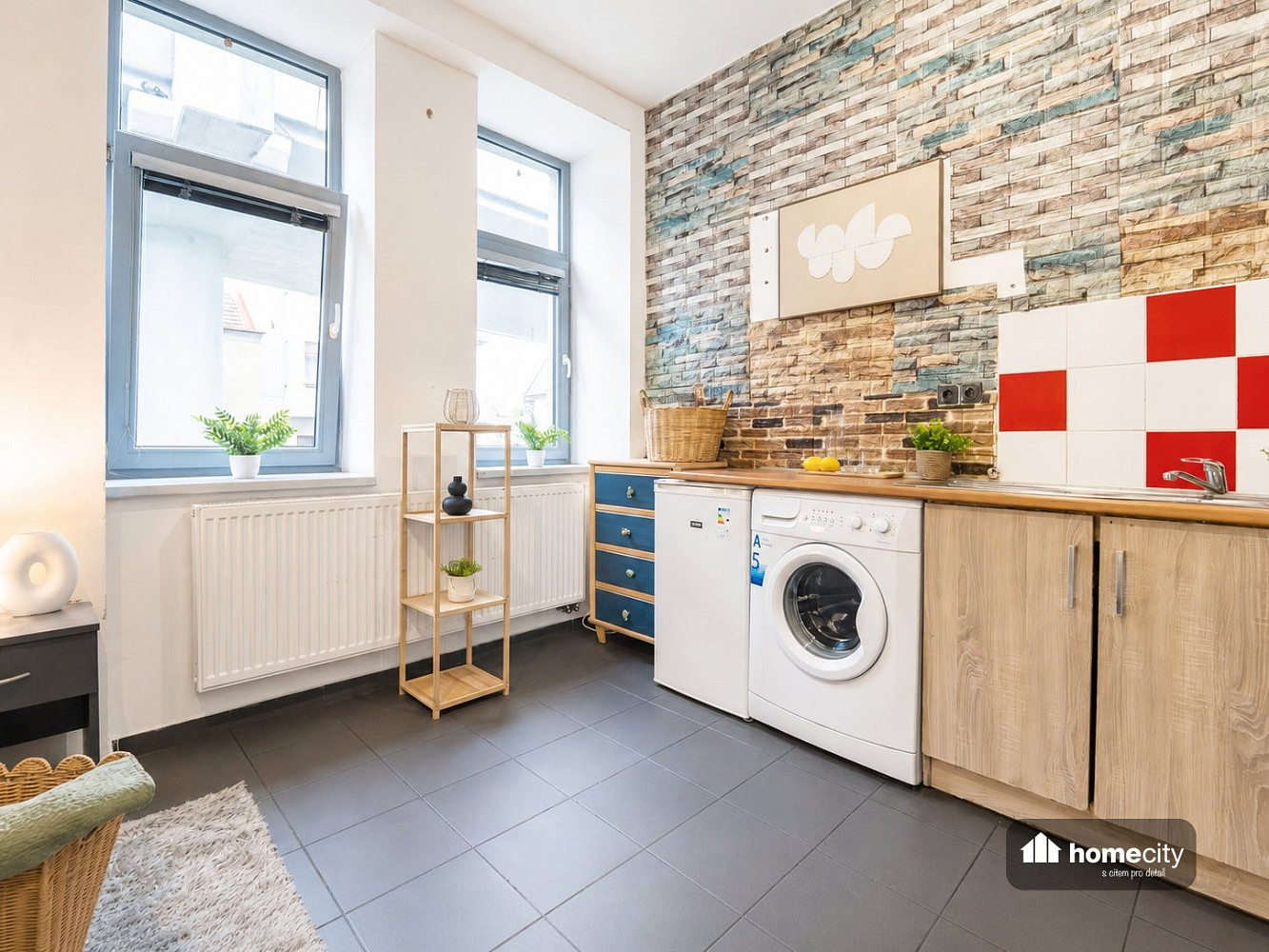 Prodej ubytovacího objektu 300 m² – fotografie 5