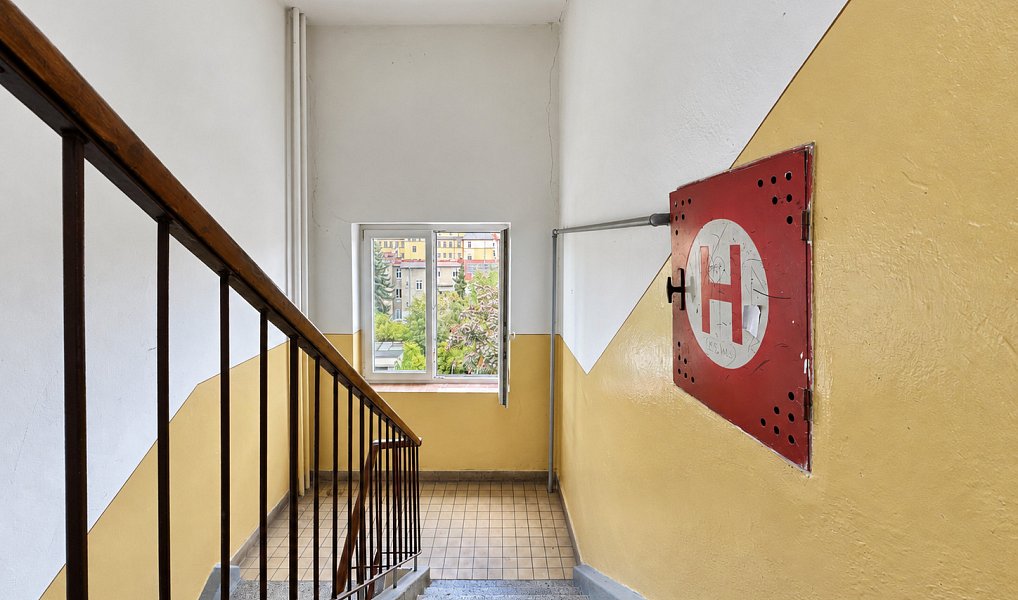Prodej bytu 3+1 63 m², Chomutov – náhled fotky 21