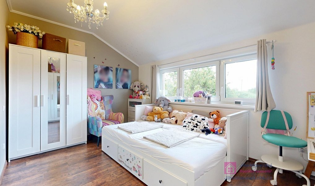 Prodej domu 252 m² s pozemkem 1 211 m², Valtice – náhled fotky 19