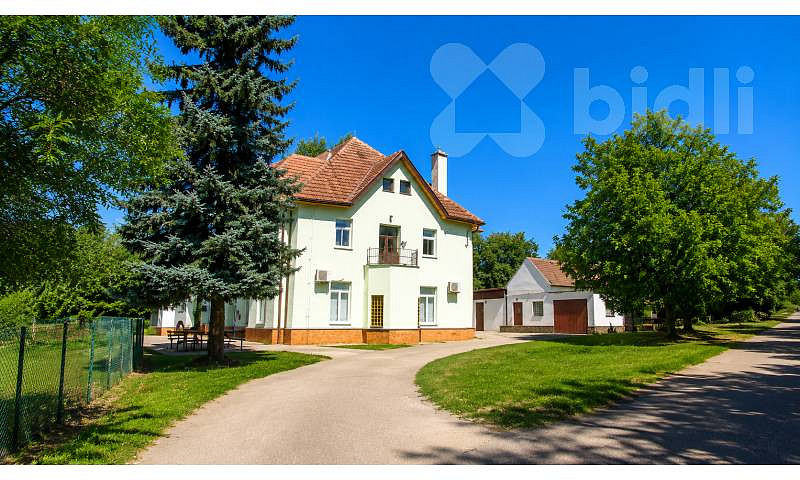 Pronájem ubytovacího objektu 843 m² – fotografie 2