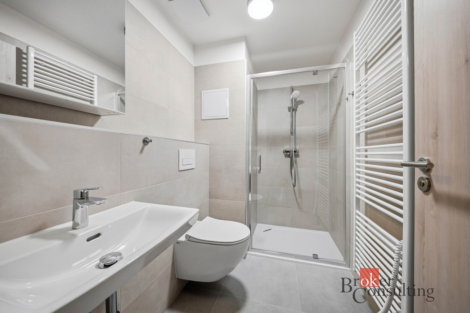 Pronájem bytu 1+kk 34 m² — photo 3
