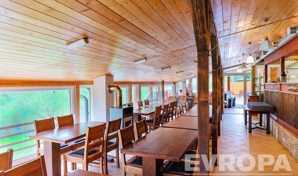 Prodej restaurace 270 m², Lety – náhled fotky 4