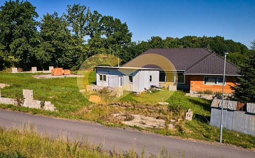 Prodej stavebního pozemku 3 700 m², Chvalovice, okres Prachatice