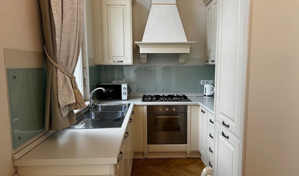 Pronájem bytu 3+kk 110 m², Praha – náhled fotky 4