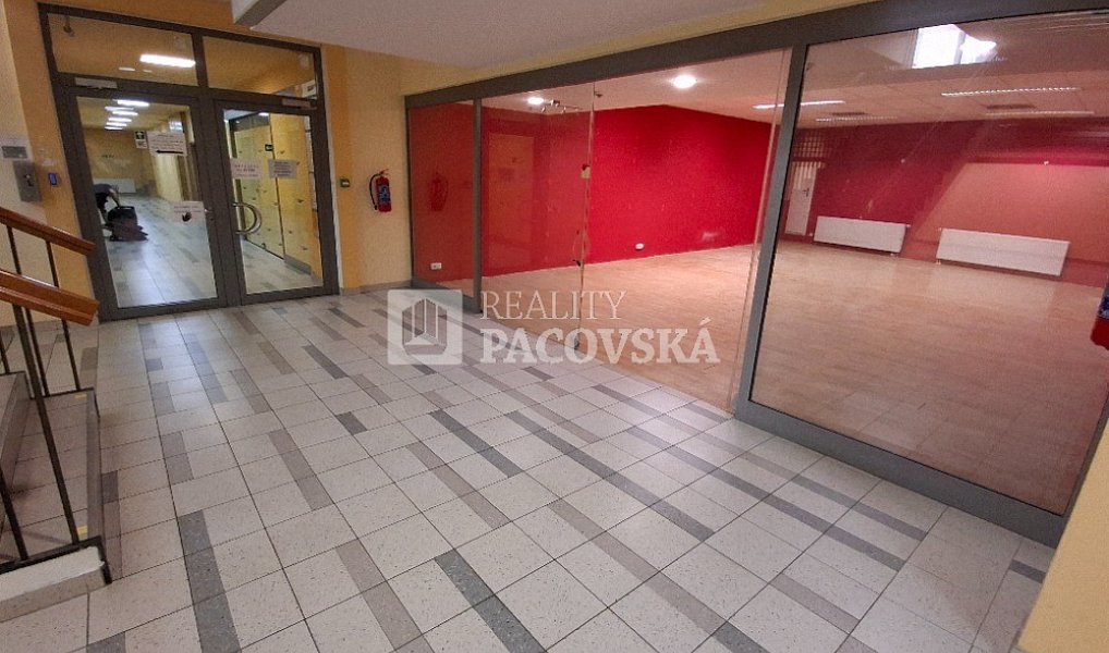 Pronájem obchodních prostor 688 m², Ústí nad Labem – náhled fotky 10