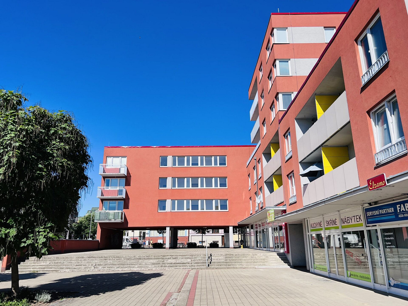 Pronájem bytu 1+kk 30 m²