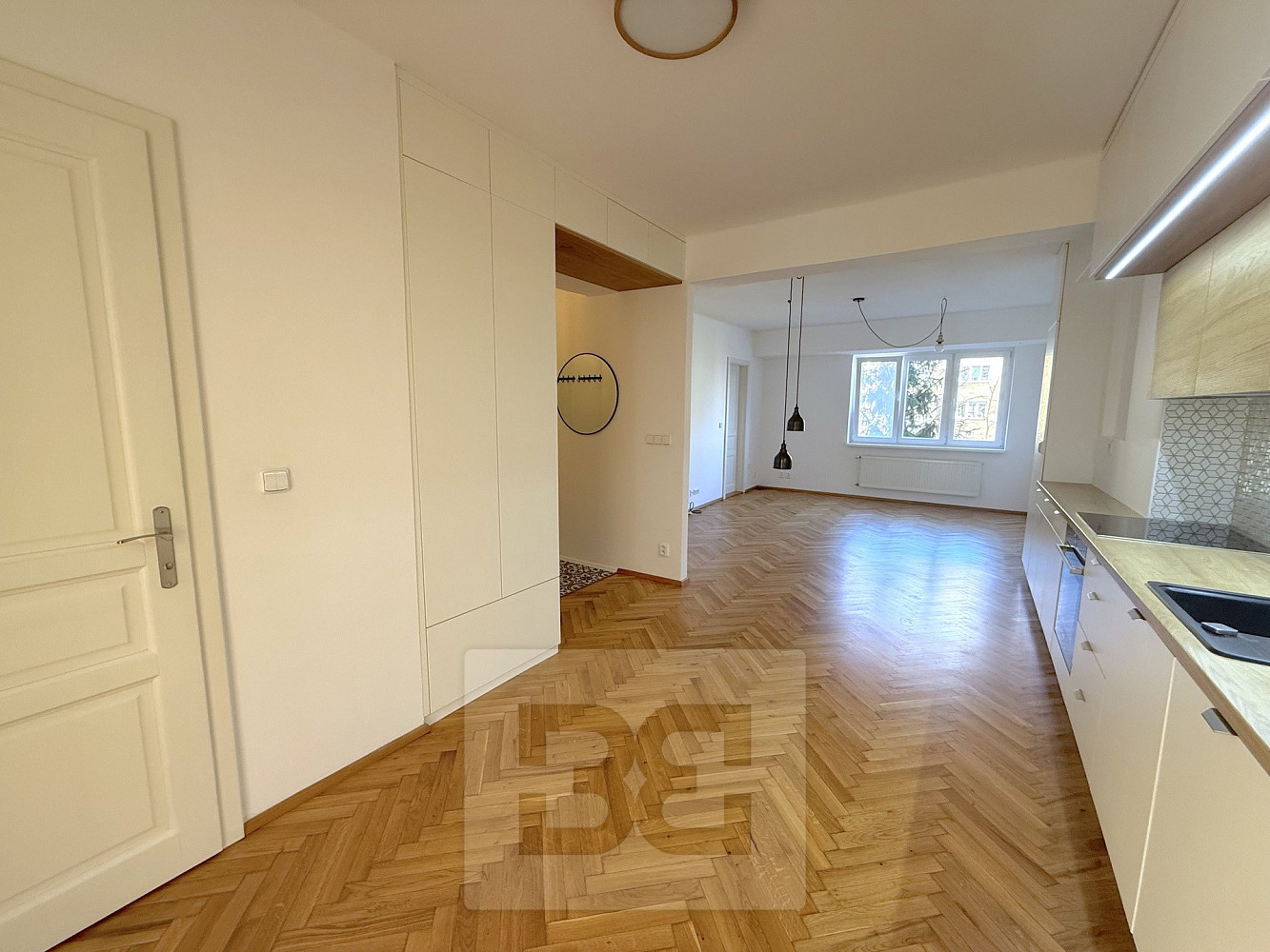 Pronájem bytu 3+kk 72 m² – fotografie 3