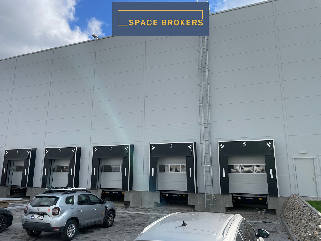 Pronájem skladovacích prostor 5 237 m² – fotografie 3