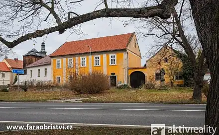 Prodej domu 480 m² s pozemkem 2 961 m², Svatopluka Čecha, Obříství, okres Mělník