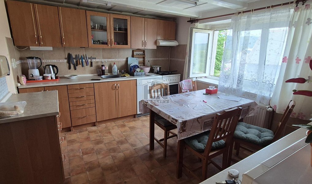 Prodej domu 378 m² s pozemkem 1 507 m², Varnsdorf – náhled fotky 4