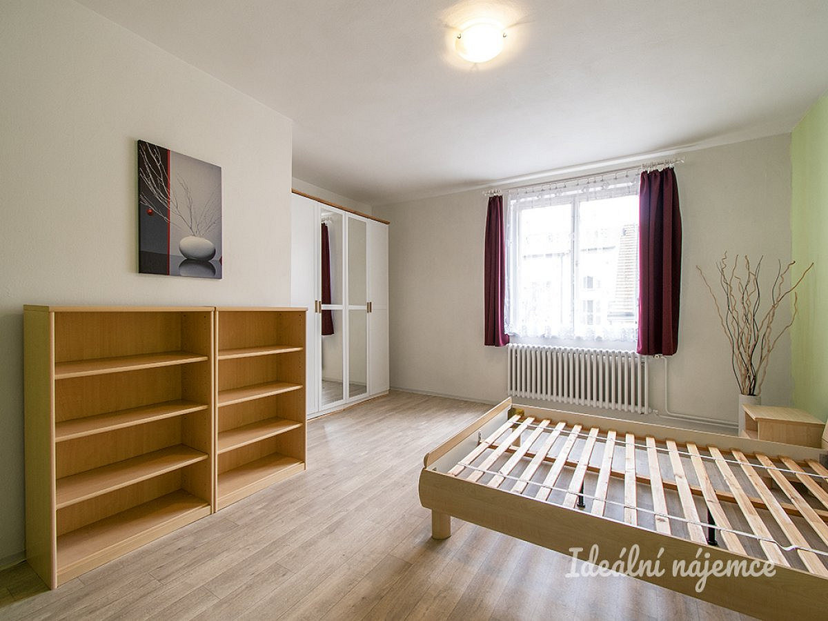 Pronájem bytu 2+1 75 m² – fotografie 4