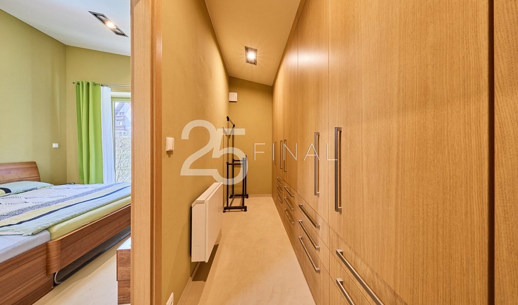 Prodej domu 214 m² s pozemkem 1 115 m², Úpice – náhled fotky 20