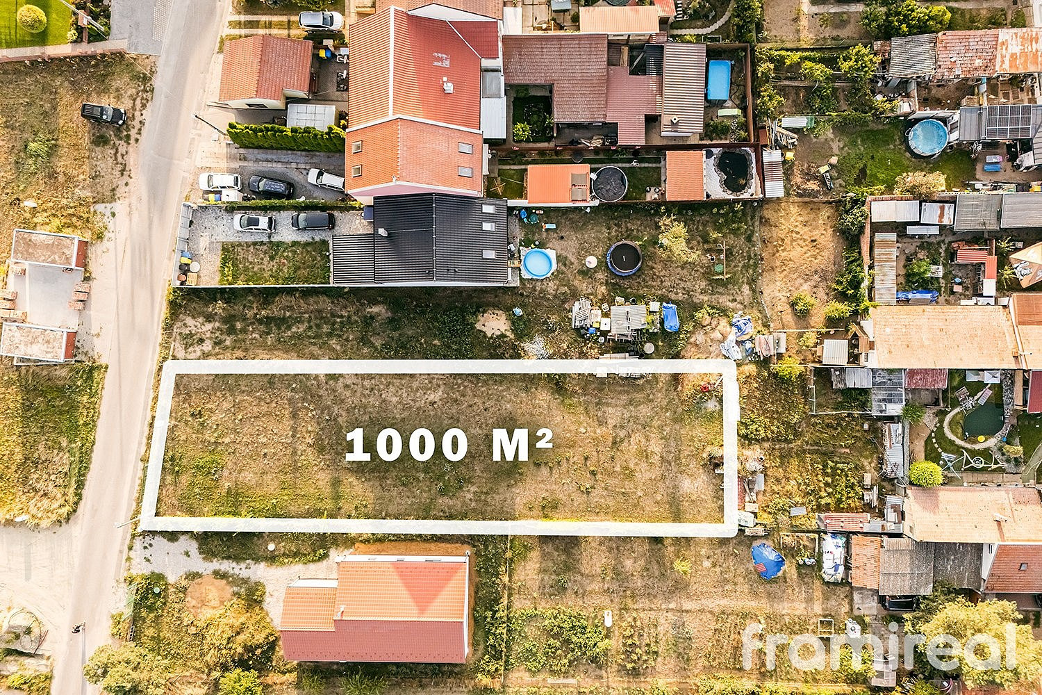 Prodej stavebního pozemku 1 000 m² – fotografie 4
