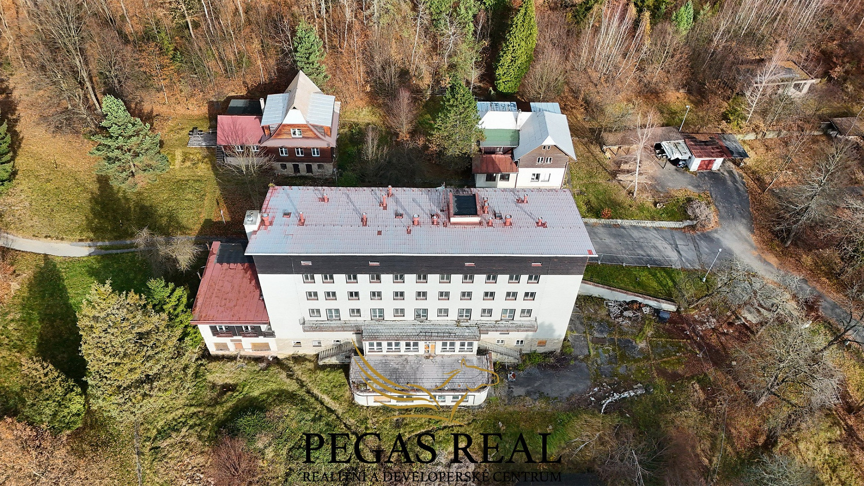 Prodej nájemního domu, činžáku 4 963 m²