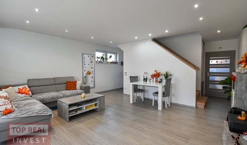 Prodej domu 104 m² s pozemkem 225 m², Kroměříž – fotka 1 z 31