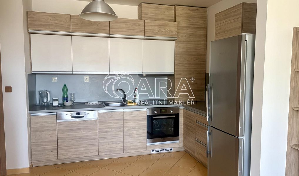 Pronájem bytu 2+kk 67 m², Praha – náhled fotky 4