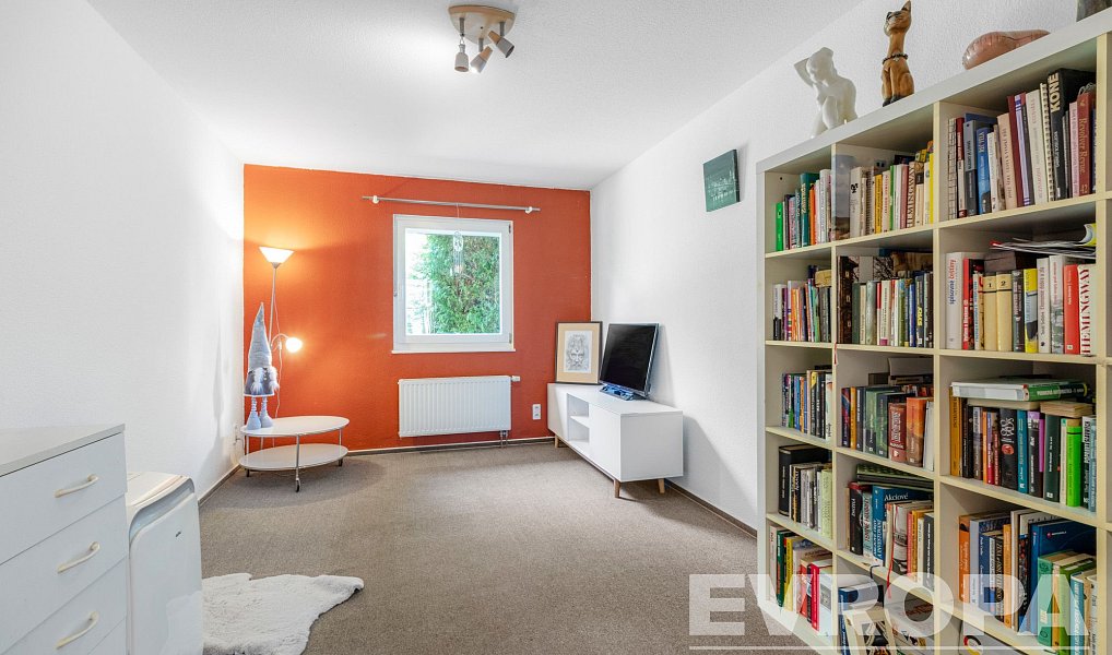 Prodej domu 225 m² s pozemkem 1 197 m², Hybrálec – náhled fotky 16