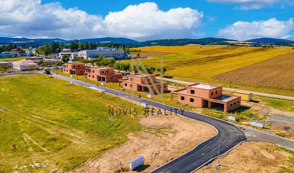 Prodej domu 233 m² s pozemkem 732 m², Klatovy – náhled fotky 12