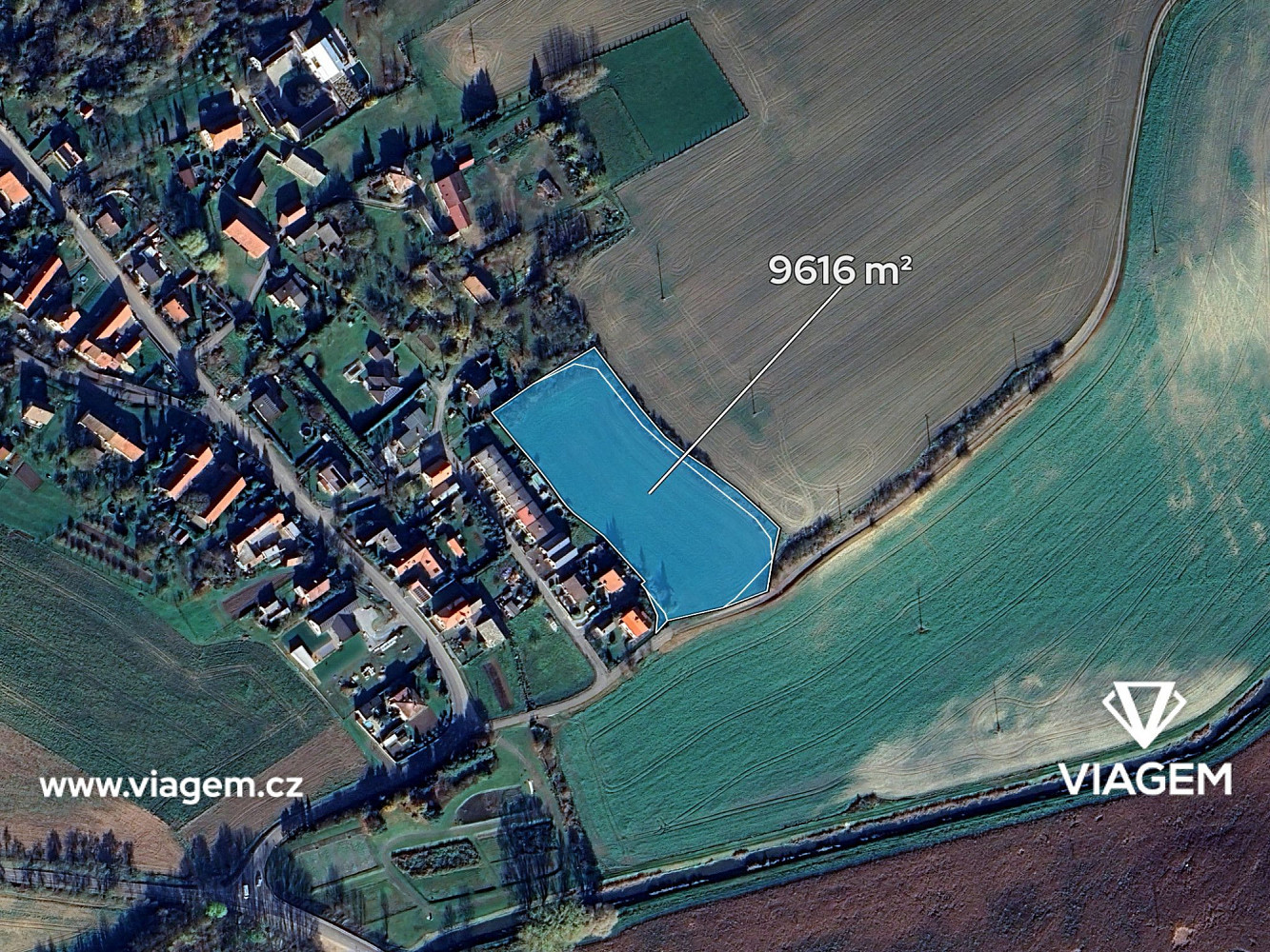 Prodej stavebního pozemku 1 001 m² – fotografie 2