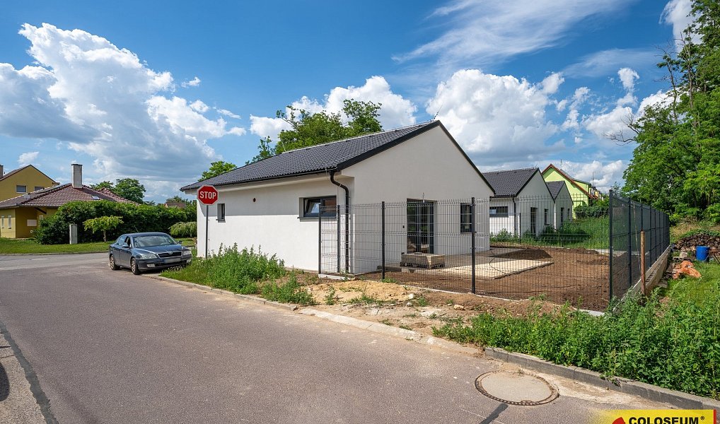 Prodej domu 74 m² s pozemkem 322 m², Šanov – náhled fotky 18