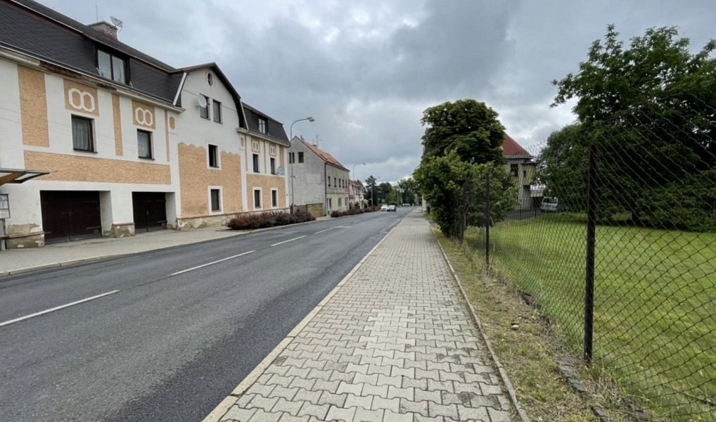 Prodej stavebního pozemku 1 000 m², Osek – náhled fotky 4