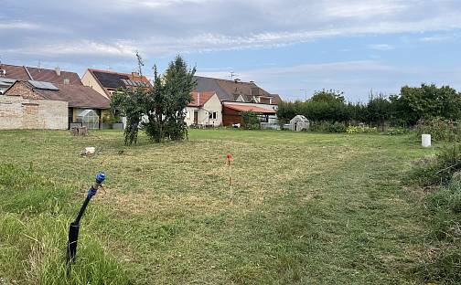 Prodej stavebního pozemku 980 m², Velké Bílovice, okres Břeclav