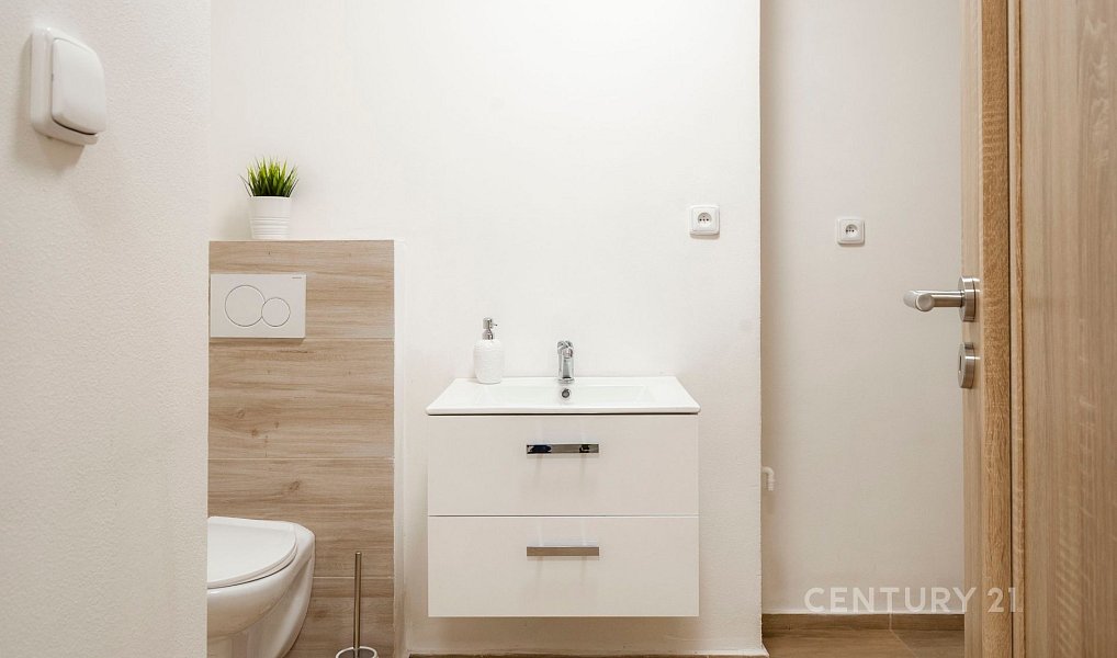 Pronájem bytu 2+kk 55 m², Hranice – náhled fotky 12