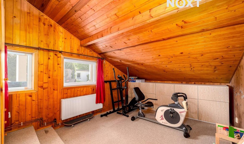 Prodej domu 230 m² s pozemkem 1 203 m², Zvole – náhled fotky 10