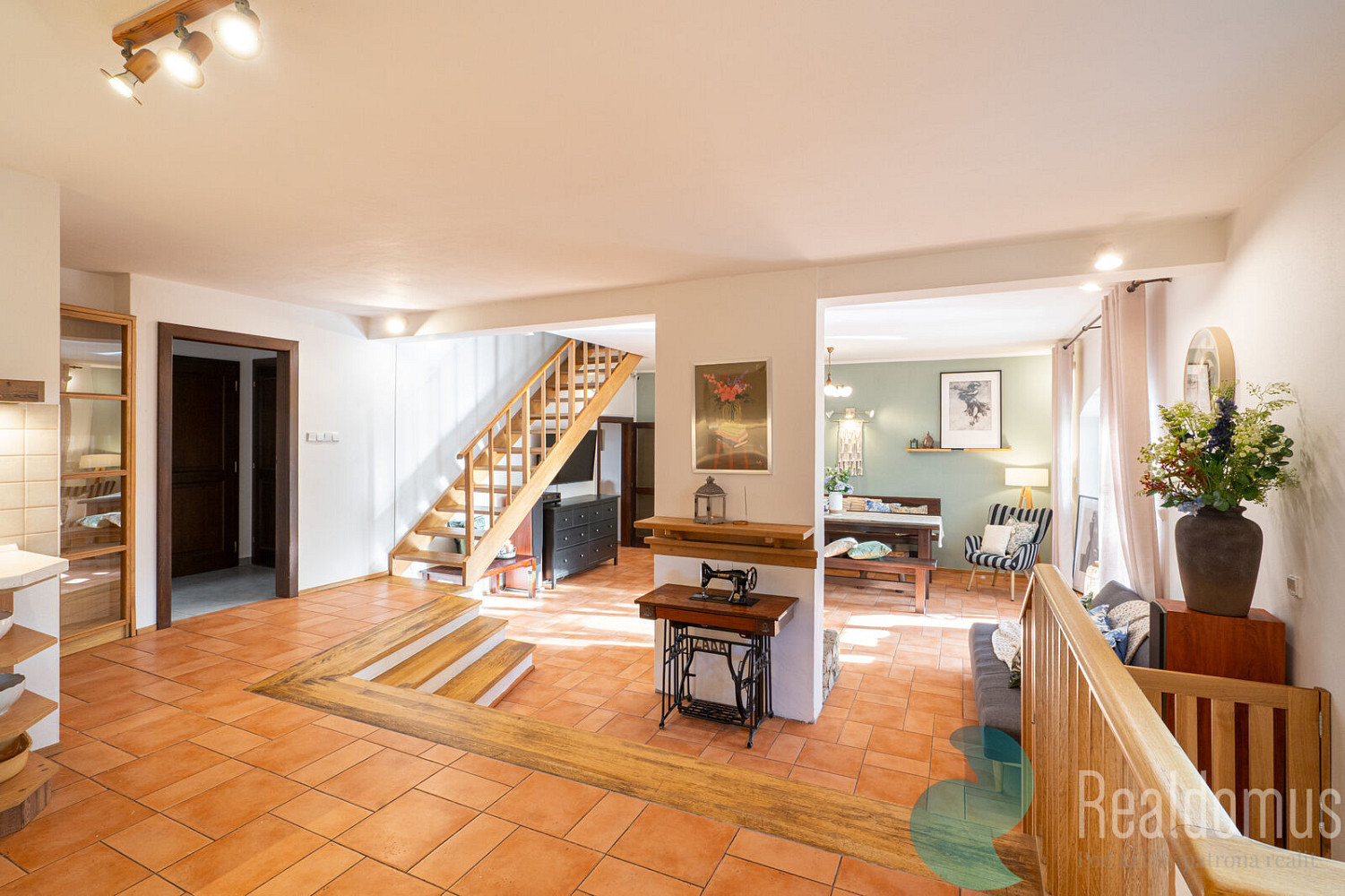 Prodej ubytovacího objektu 267 m² – fotografie 4