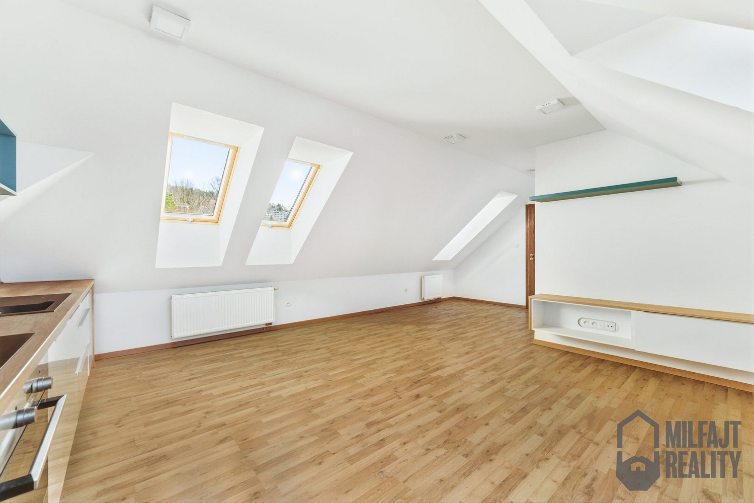 Pronájem bytu 2+kk 74 m² — photo 5