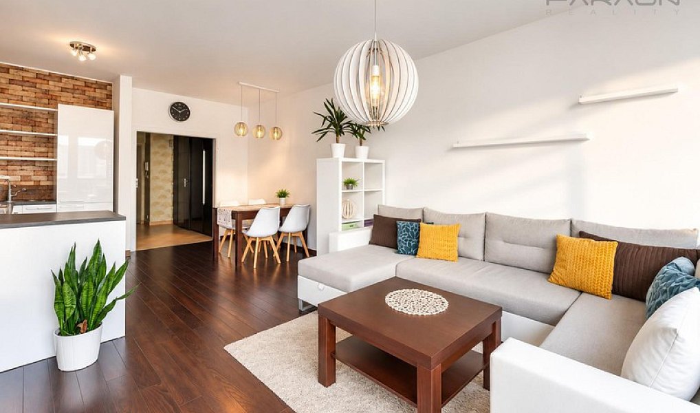 Prodej bytu 2+kk 70 m², Praha – náhled fotky 3